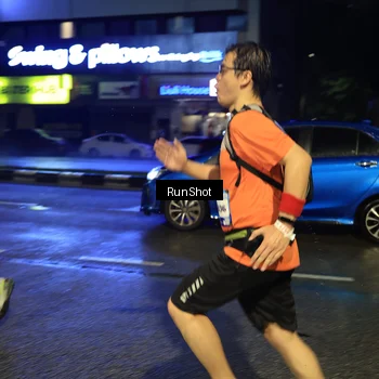 Runner Photo 7896412