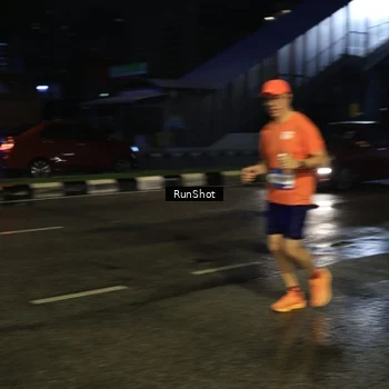 Runner Photo 7896416