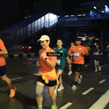 Runner Photo 7896441