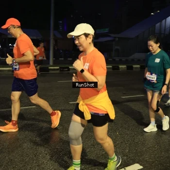 Runner Photo 7896444