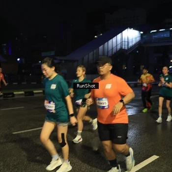 Runner Photo 7896451