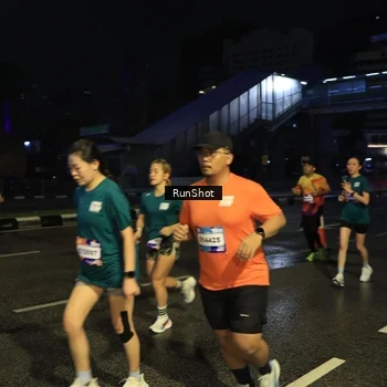 Runner Photo 7896453