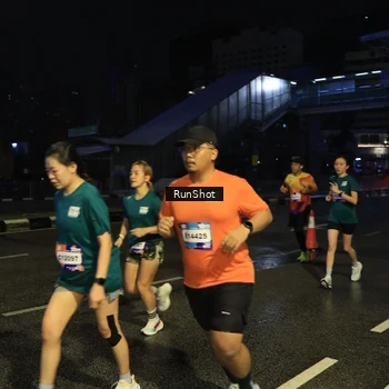 Runner Photo 7896454