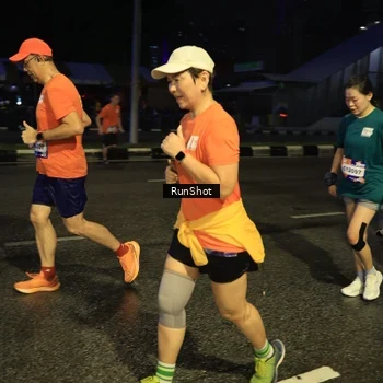 Runner Photo 7896465
