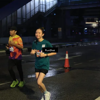 Runner Photo 7896474
