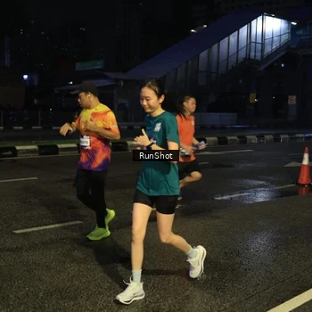 Runner Photo 7896485