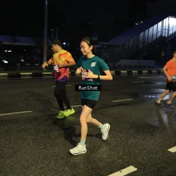 Runner Photo 7896490
