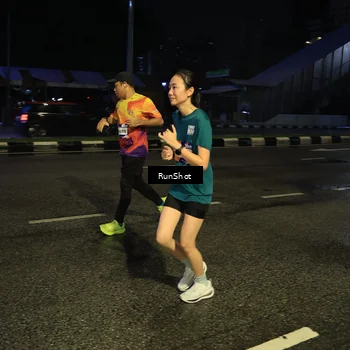 Runner Photo 7896493