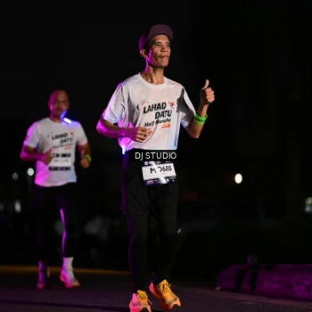 Runner Photo 7896498