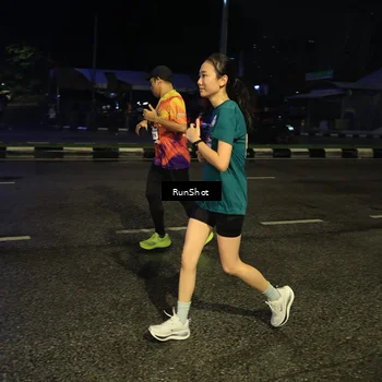 Runner Photo 7896502
