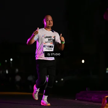 Runner Photo 7896514