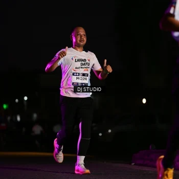 Runner Photo 7896515