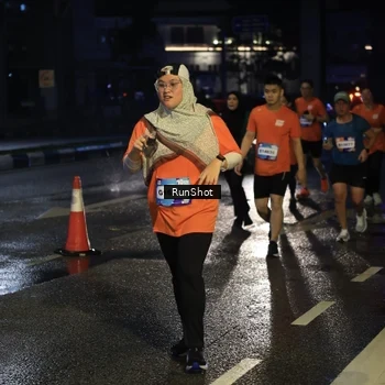 Runner Photo 7896518