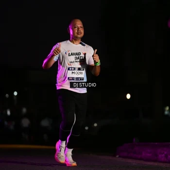 Runner Photo 7896521