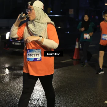 Runner Photo 7896556