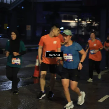 Runner Photo 7896574