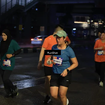 Runner Photo 7896584