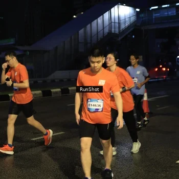 Runner Photo 7896618