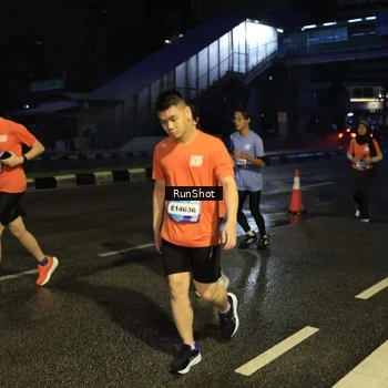 Runner Photo 7896626