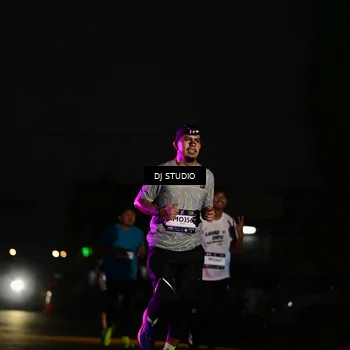Runner Photo 7896633
