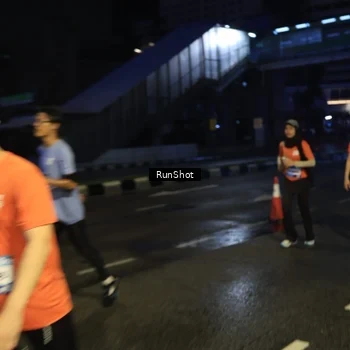 Runner Photo 7896641