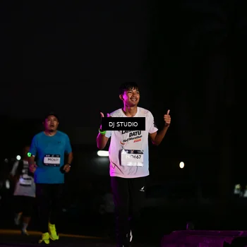 Runner Photo 7896651