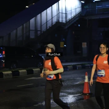 Runner Photo 7896659