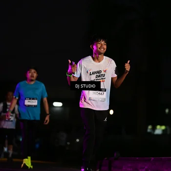 Runner Photo 7896664