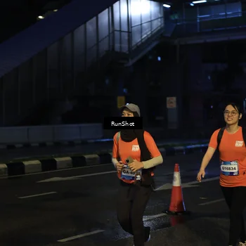 Runner Photo 7896722