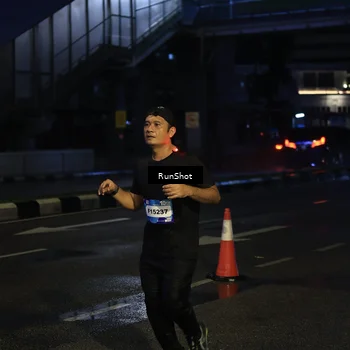 Runner Photo 7896742