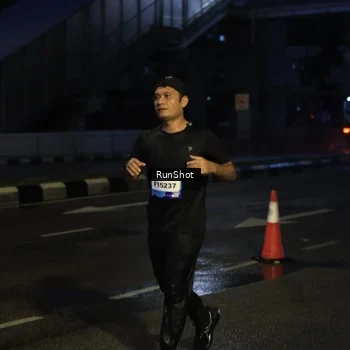 Runner Photo 7896743