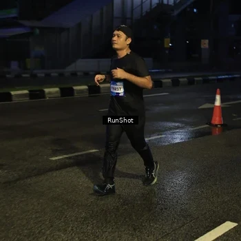 Runner Photo 7896752