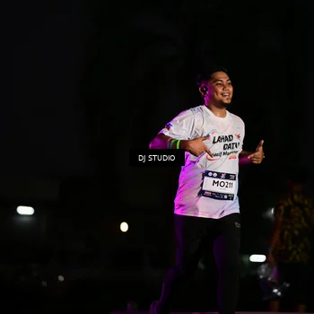 Runner Photo 7896757