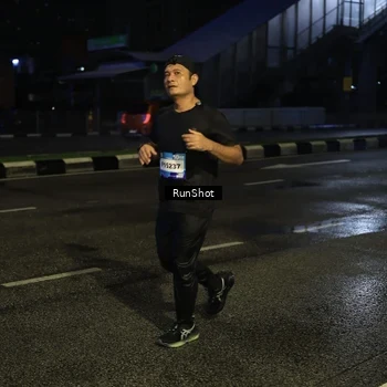 Runner Photo 7896764