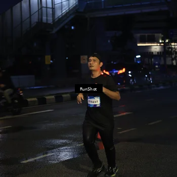Runner Photo 7896766