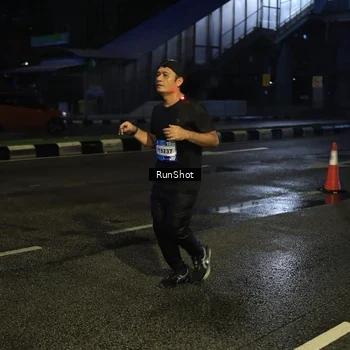 Runner Photo 7896770