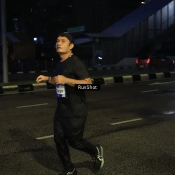 Runner Photo 7896778