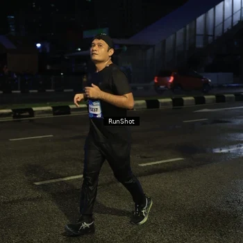 Runner Photo 7896790