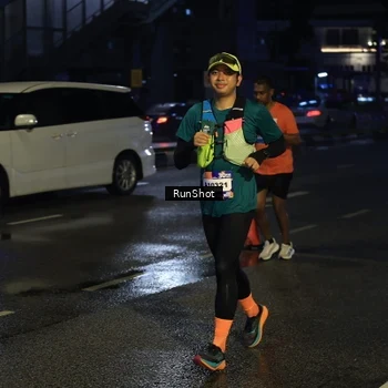 Runner Photo 7896819