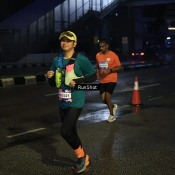 Runner Photo 7896836