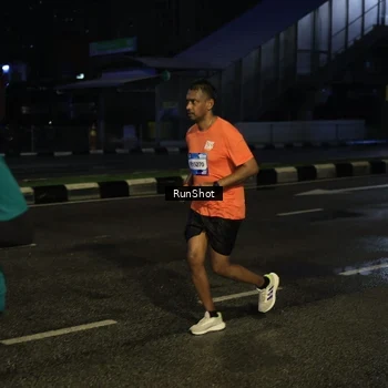 Runner Photo 7896851