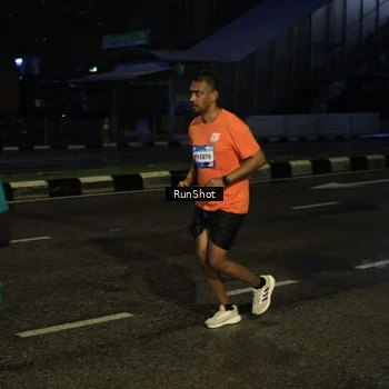 Runner Photo 7896852