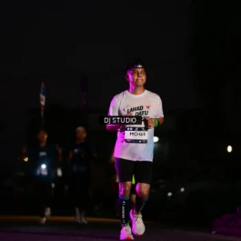 Runner Photo 7896858