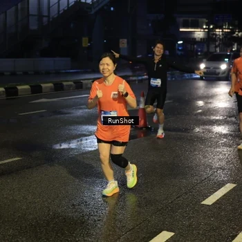 Runner Photo 7896870