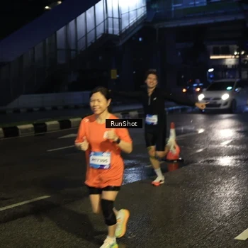 Runner Photo 7896880