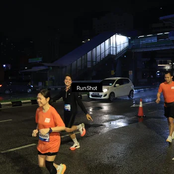Runner Photo 7896892