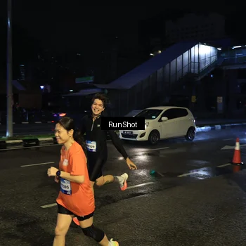 Runner Photo 7896895