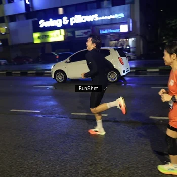 Runner Photo 7896935