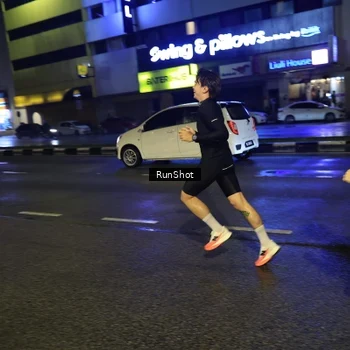 Runner Photo 7896938