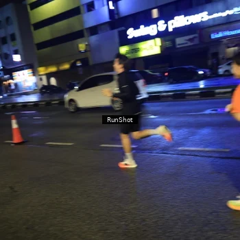 Runner Photo 7896941